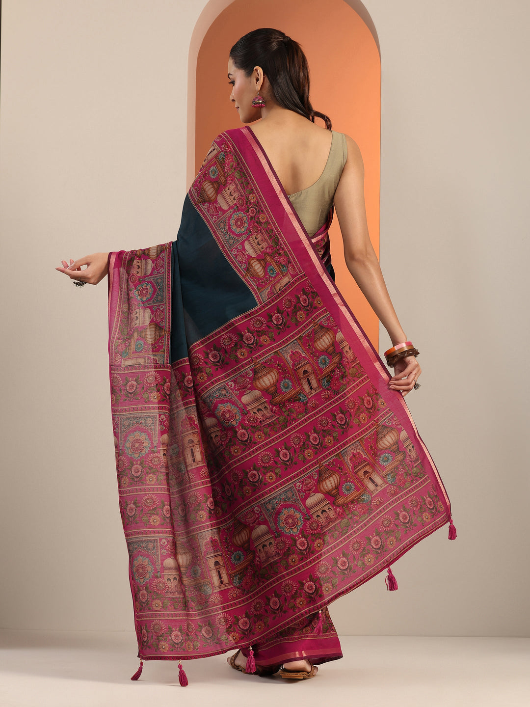 Teal Solid Cotton Blend Saree With Unstitched Blouse Piece