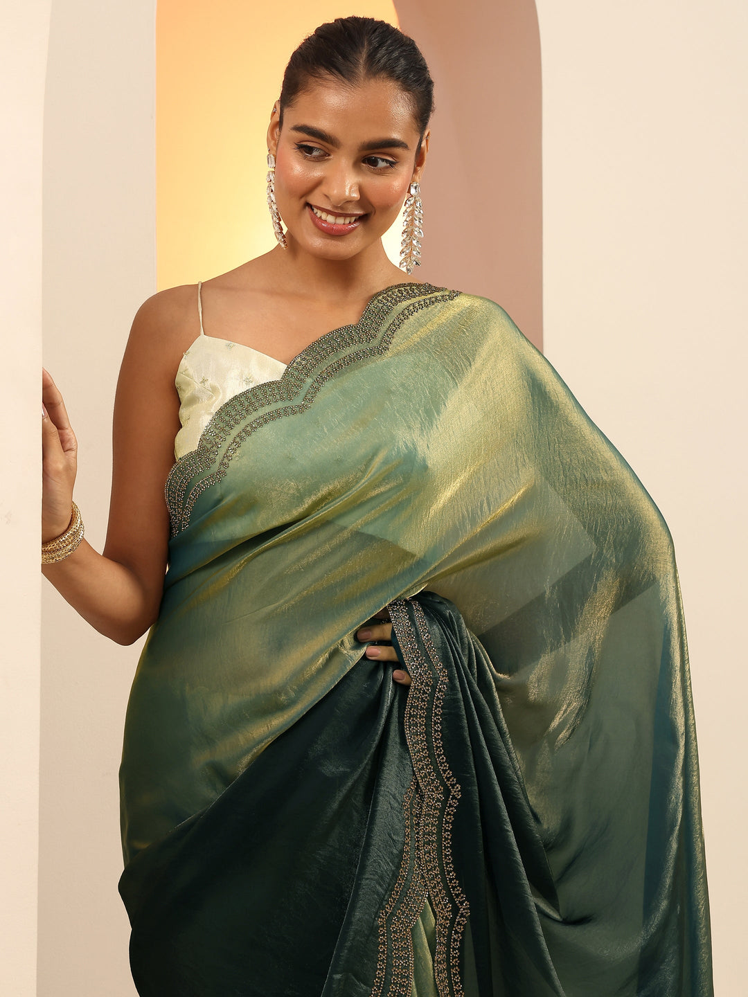 Blue Solid Satin Saree With Unstitched Blouse Piece