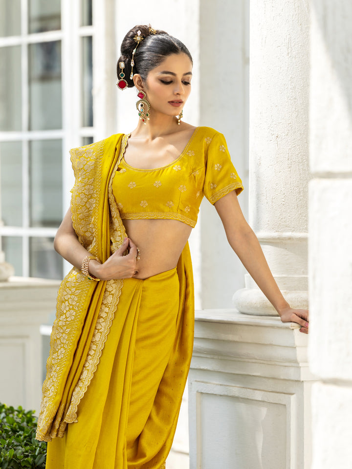 Mustard Embellished Silk Saree With Unstitched Blouse Piece