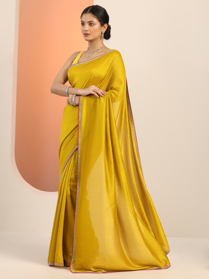 Mustard Solid Silk blend Saree With Unstitched Blouse Piece