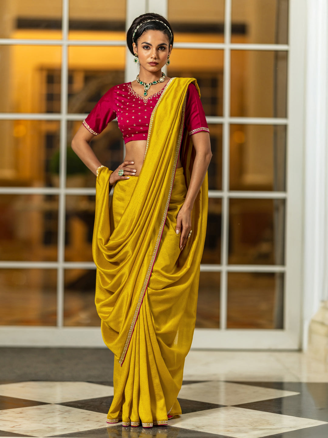Mustard Solid Silk blend Saree With Unstitched Blouse Piece