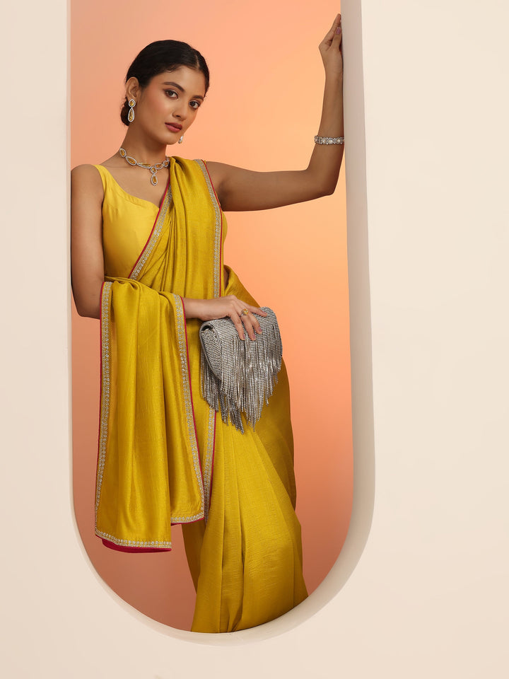 Mustard Solid Silk blend Saree With Unstitched Blouse Piece