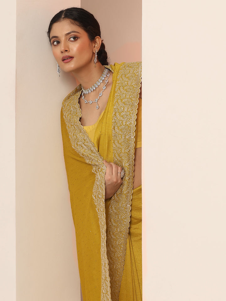 Yellow Embellished Silk blend Saree With Unstitched Blouse Piece
