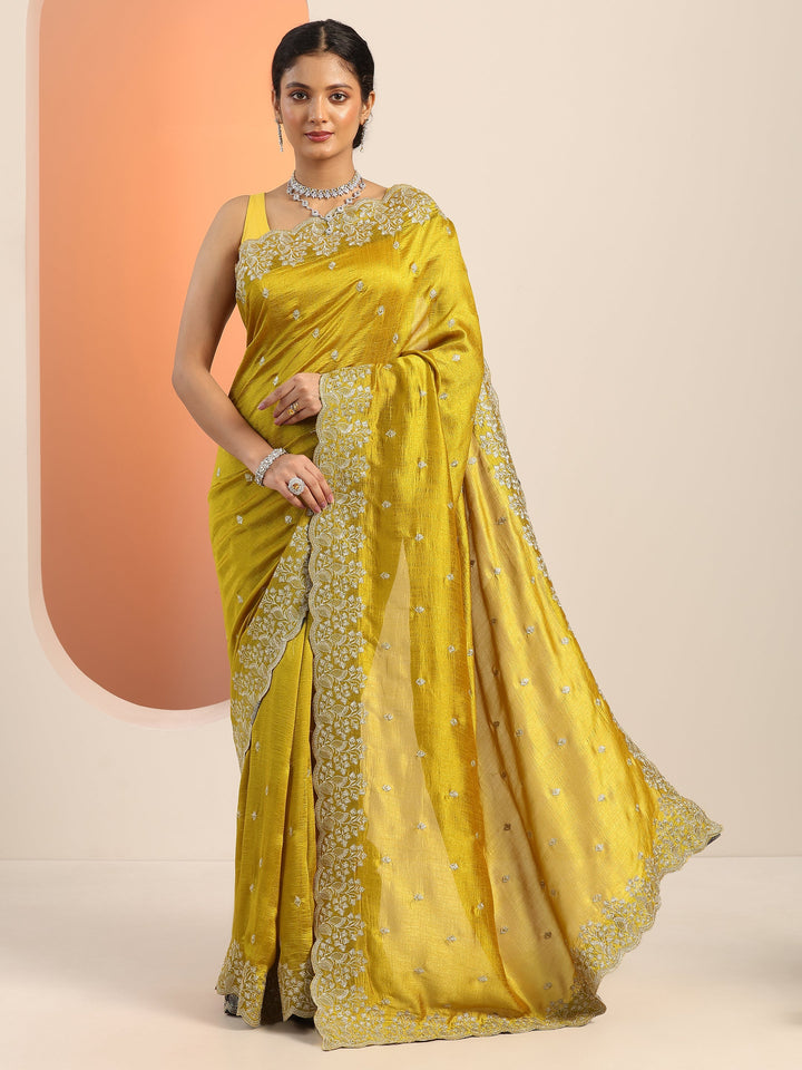 Mustard Embroidered Silk blend Saree With Unstitched Blouse Piece