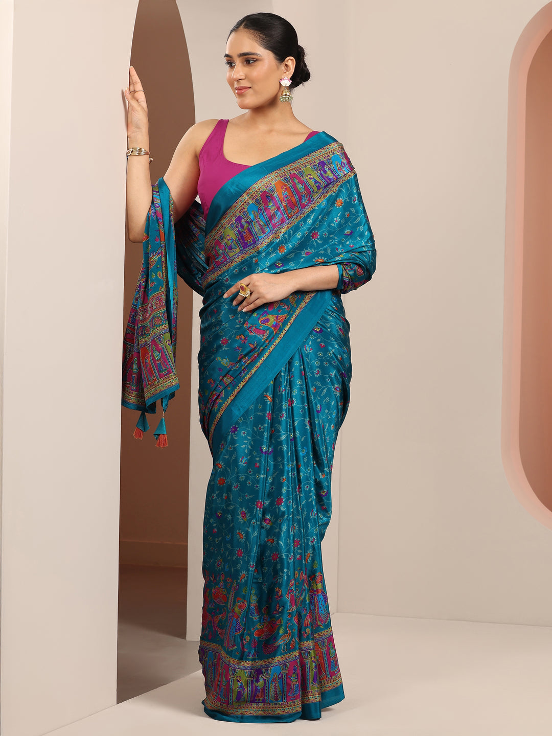 Blue Printed Crepe Saree With Unstitched Blouse Piece