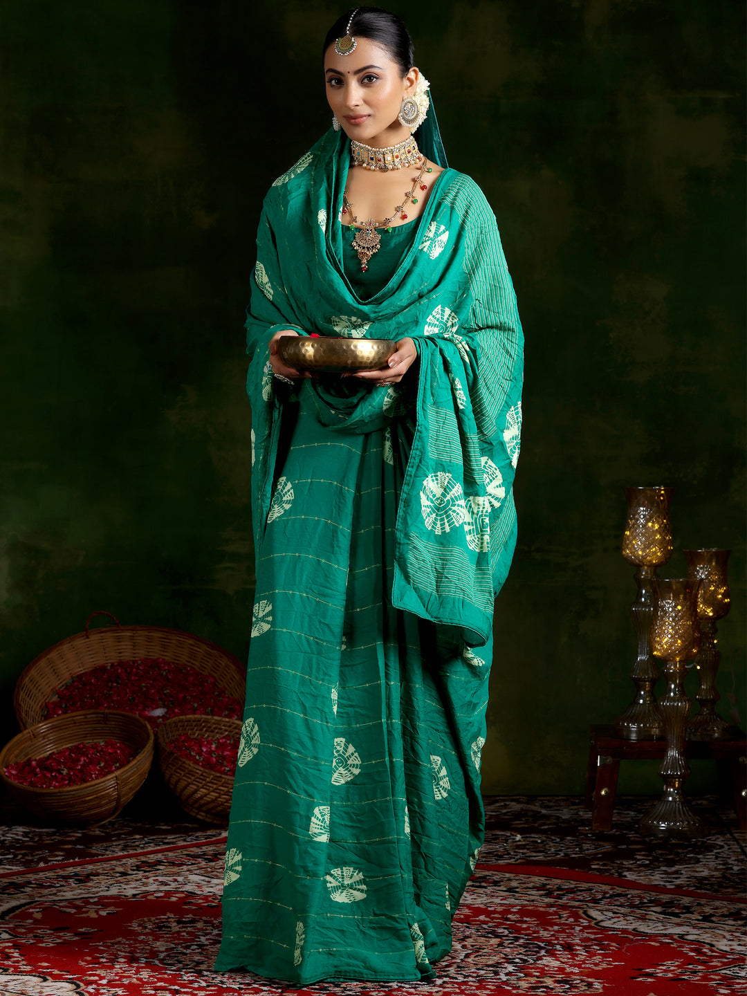Rama Green Printed Chiffon Saree With Unstitched Blouse Piece
