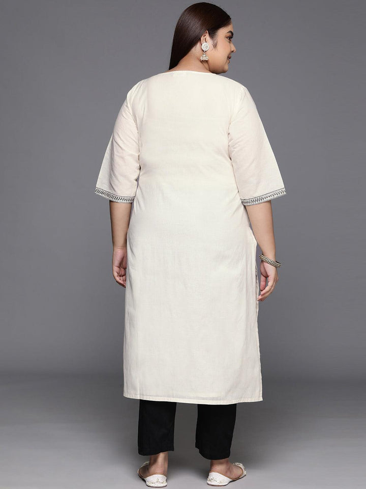 Plus Size Off White Yoke Design Cotton Straight Kurta - ShopLibas