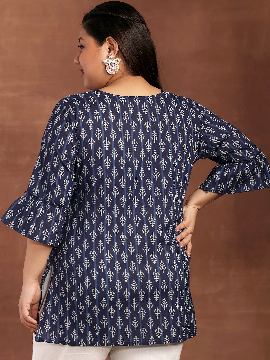 Plus Size Blue Printed Cotton Straight Kurti