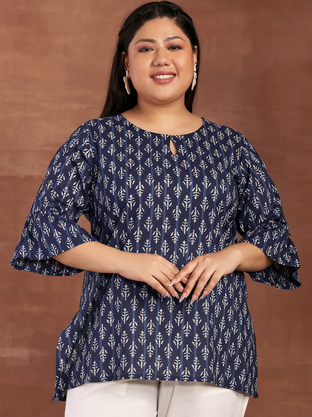 Plus Size Blue Printed Cotton Straight Kurti