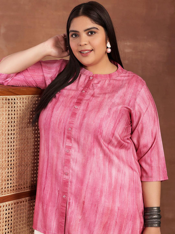 Plus Size Pink Printed Cotton Blend Straight Kurti
