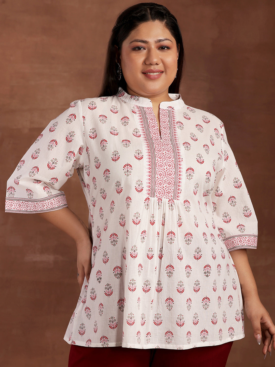 Plus Size White Printed Cotton Straight Kurti