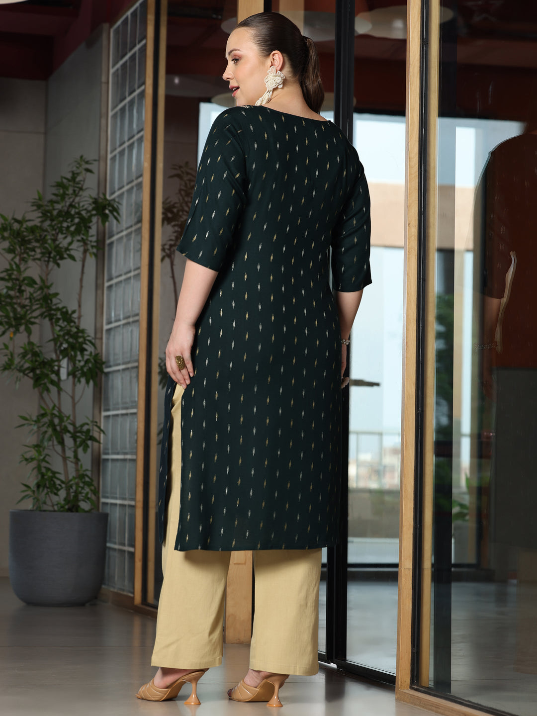 Plus Size Green Woven Design Cotton Straight Kurta