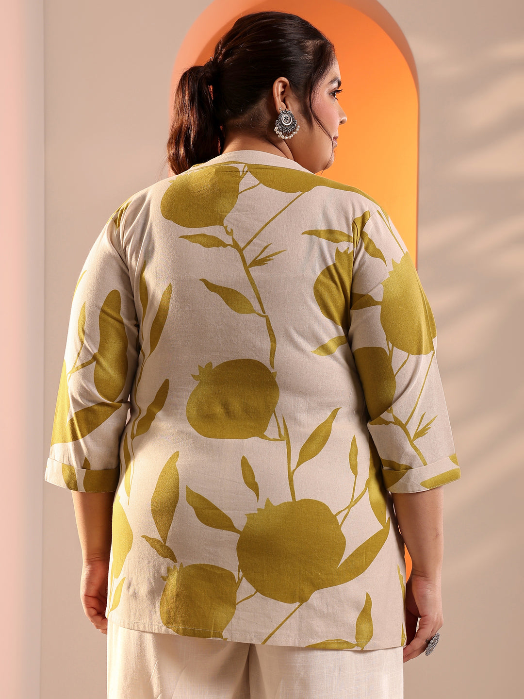 Plus Size Off White Printed Cotton Straight Short Kurti