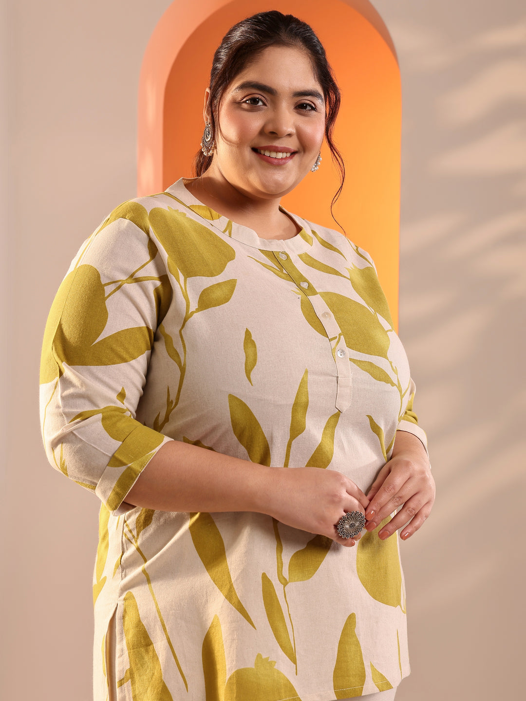 Plus Size Off White Printed Cotton Straight Short Kurti