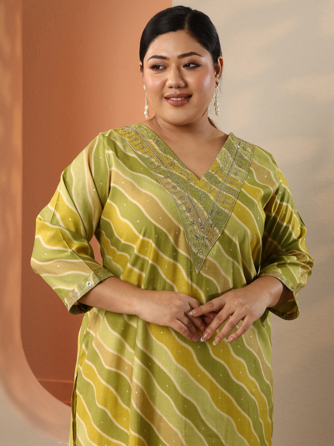 Plus Size Green Printed Silk Blend Straight Kurta