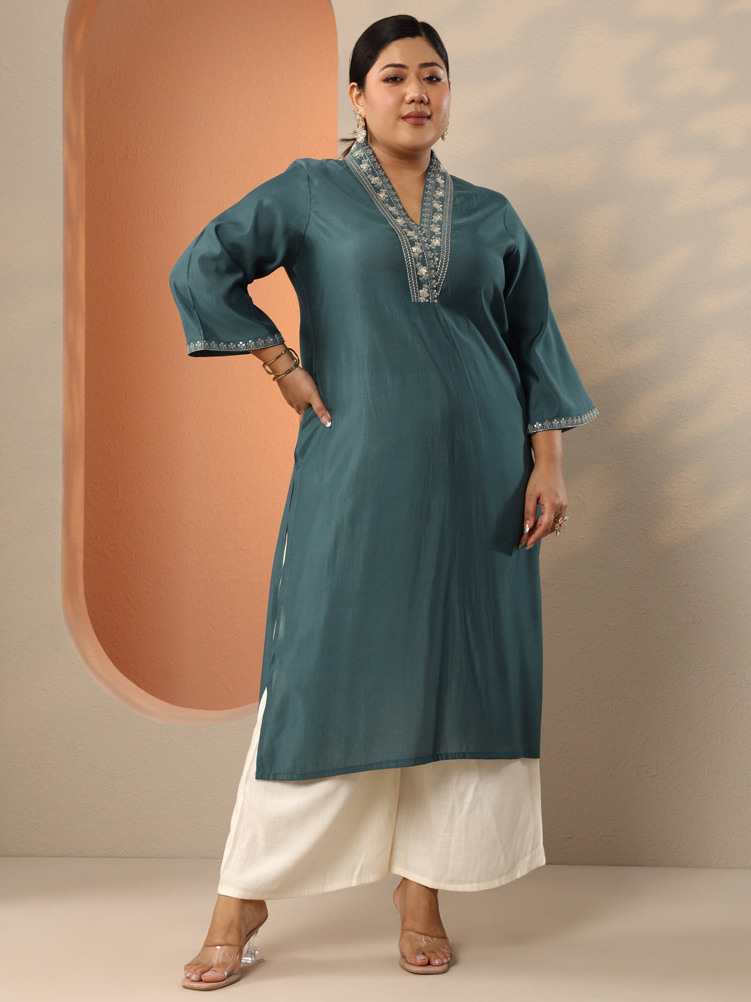 Plus Size Blue Embellished Silk Blend Straight Kurta