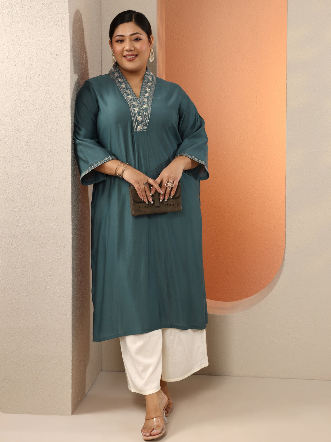 Plus Size Blue Embellished Silk Blend Straight Kurta
