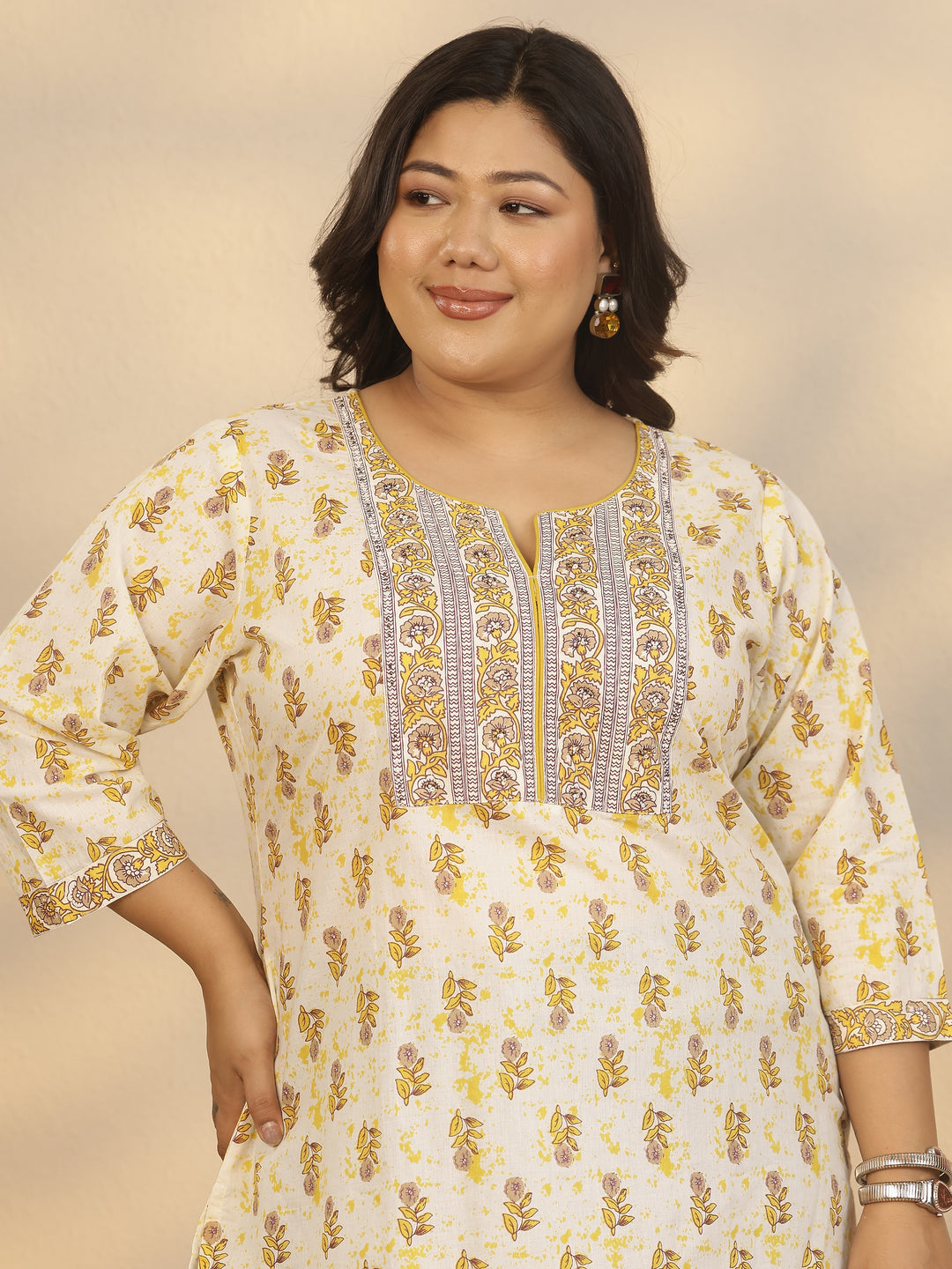 Plus Size Off white Printed Cotton Straight Short Kurti