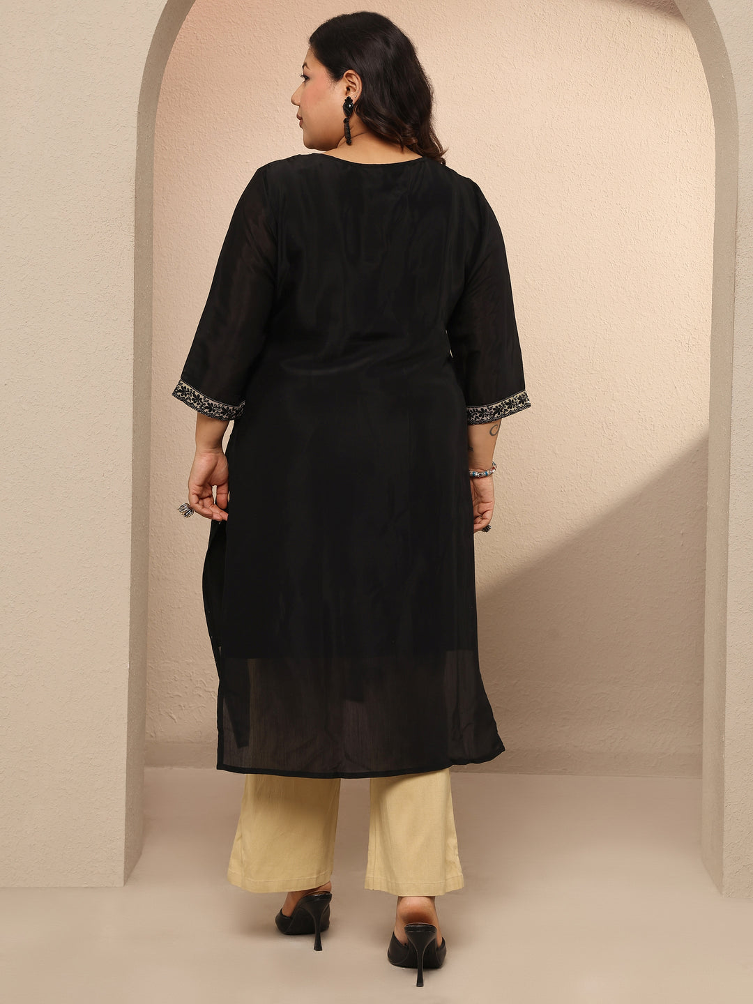 Plus Size Black Embellished Silk Blend Straight Kurta