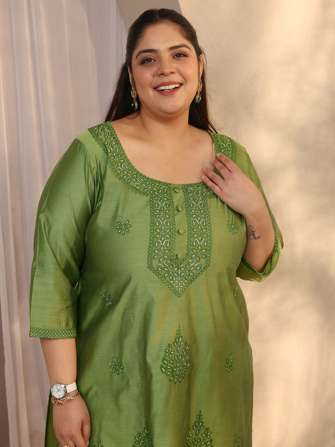 Plus Size Green Embroidered Silk Blend Straight Kurta