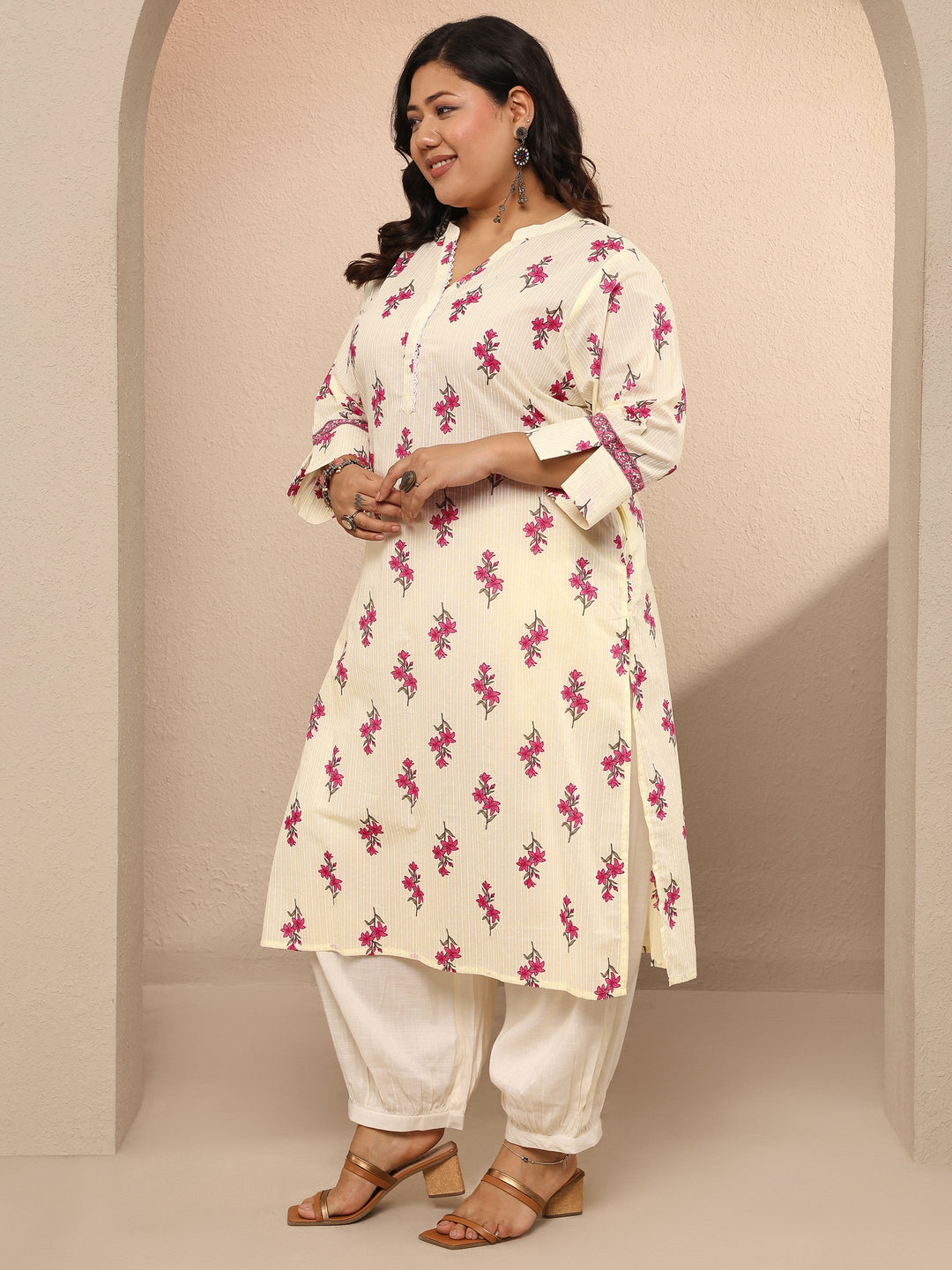Plus Size Off White Printed Cotton Straight Kurta