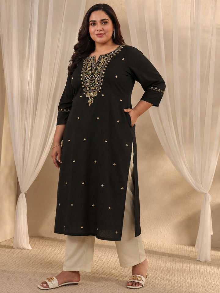 Plus Size Black Ethnic Motif Embroidered Cotton Straight Kurta
