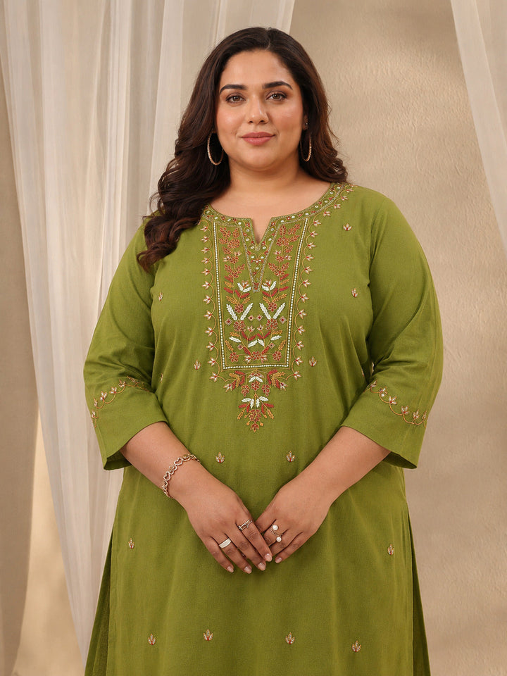 Plus Size Green Ethnic Motif Embroidered Cotton Straight Kurta