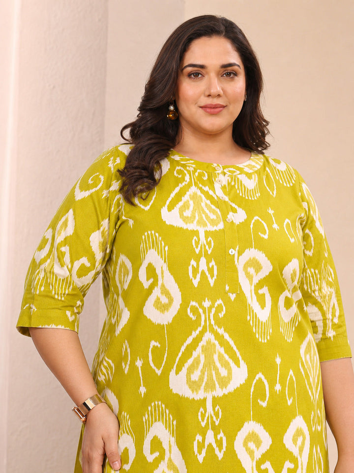 Plus Size Green Abstract Printed Cotton Straight Short Kurti