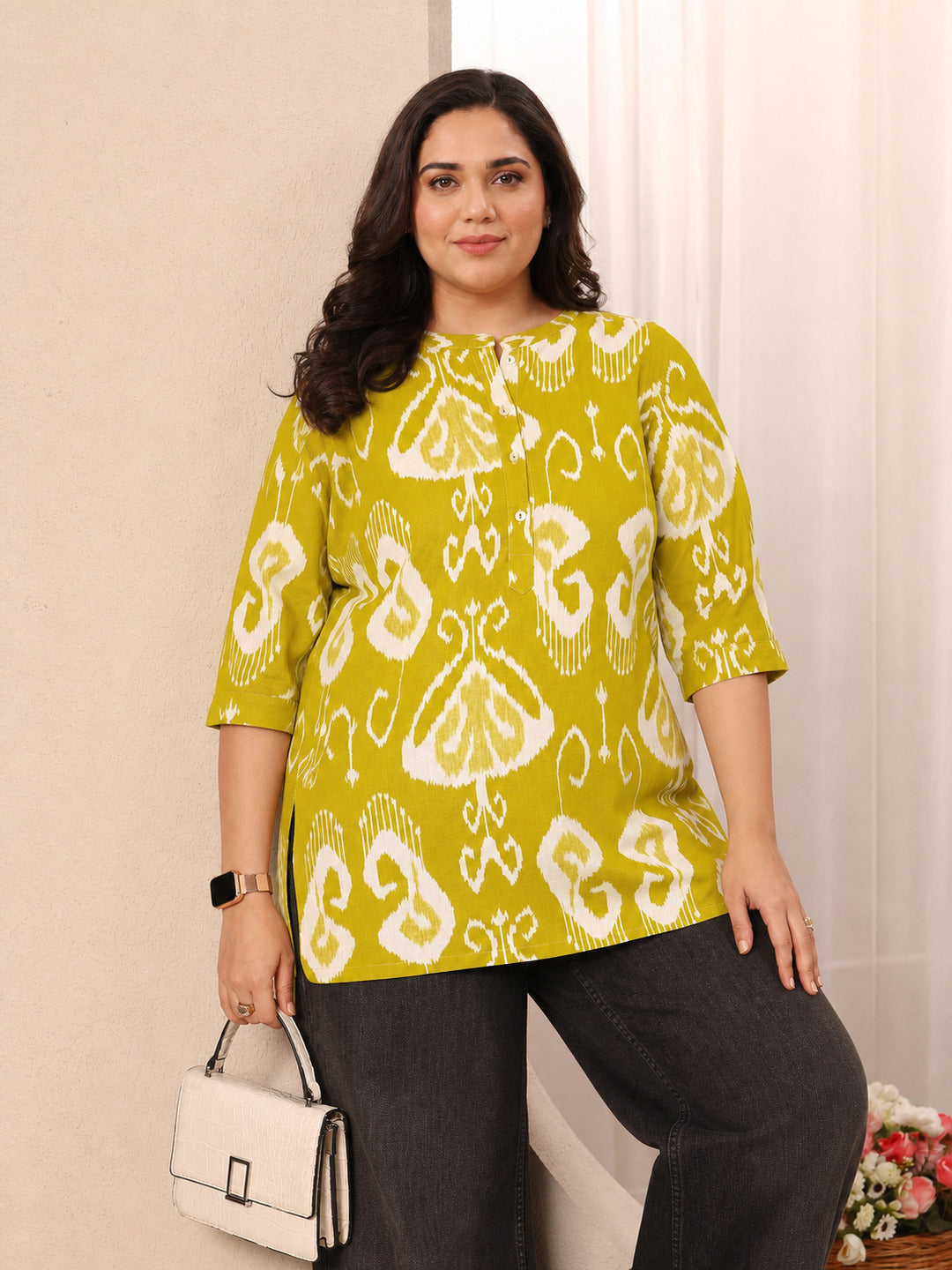 Plus Size Green Abstract Printed Cotton Straight Short Kurti