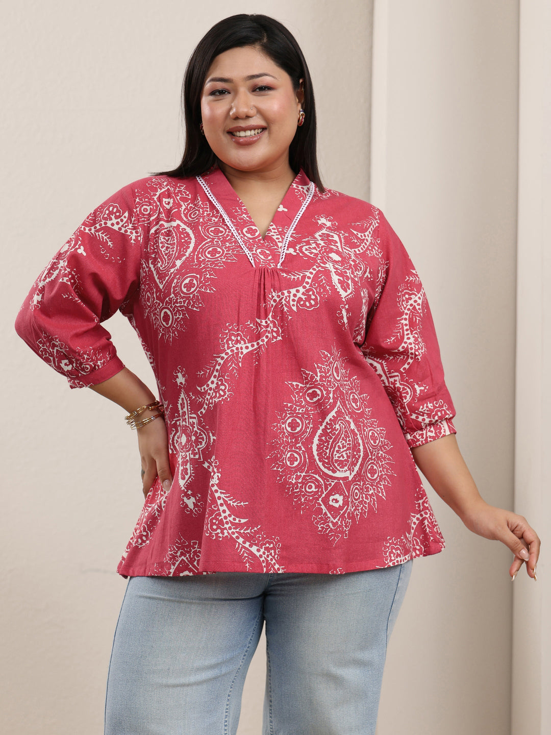Plus Size Red Floral Printed Cotton Straight Short Kurti