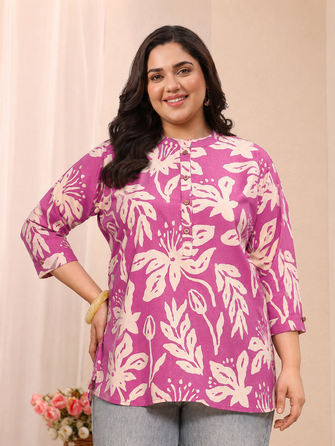 Plus Size Pink Floral Printed Cotton Straight Short Kurti