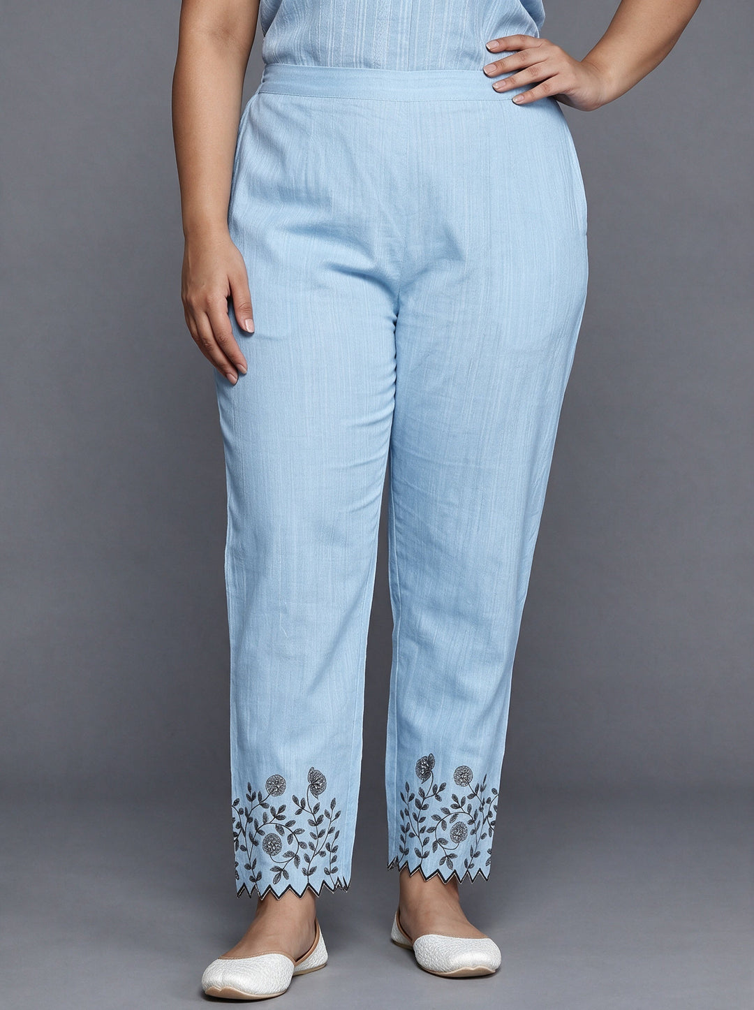 Plus Size Blue Floral Embroidered Cotton Straight Suit Set