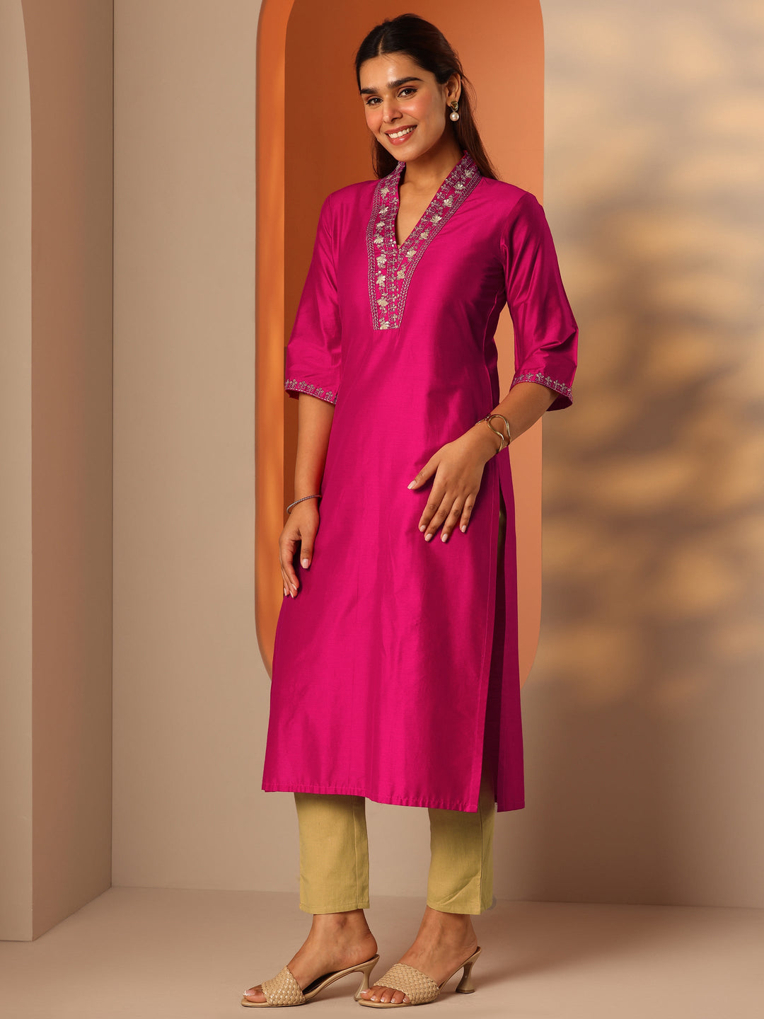 Pink Embellished Silk Blend Straight Kurta