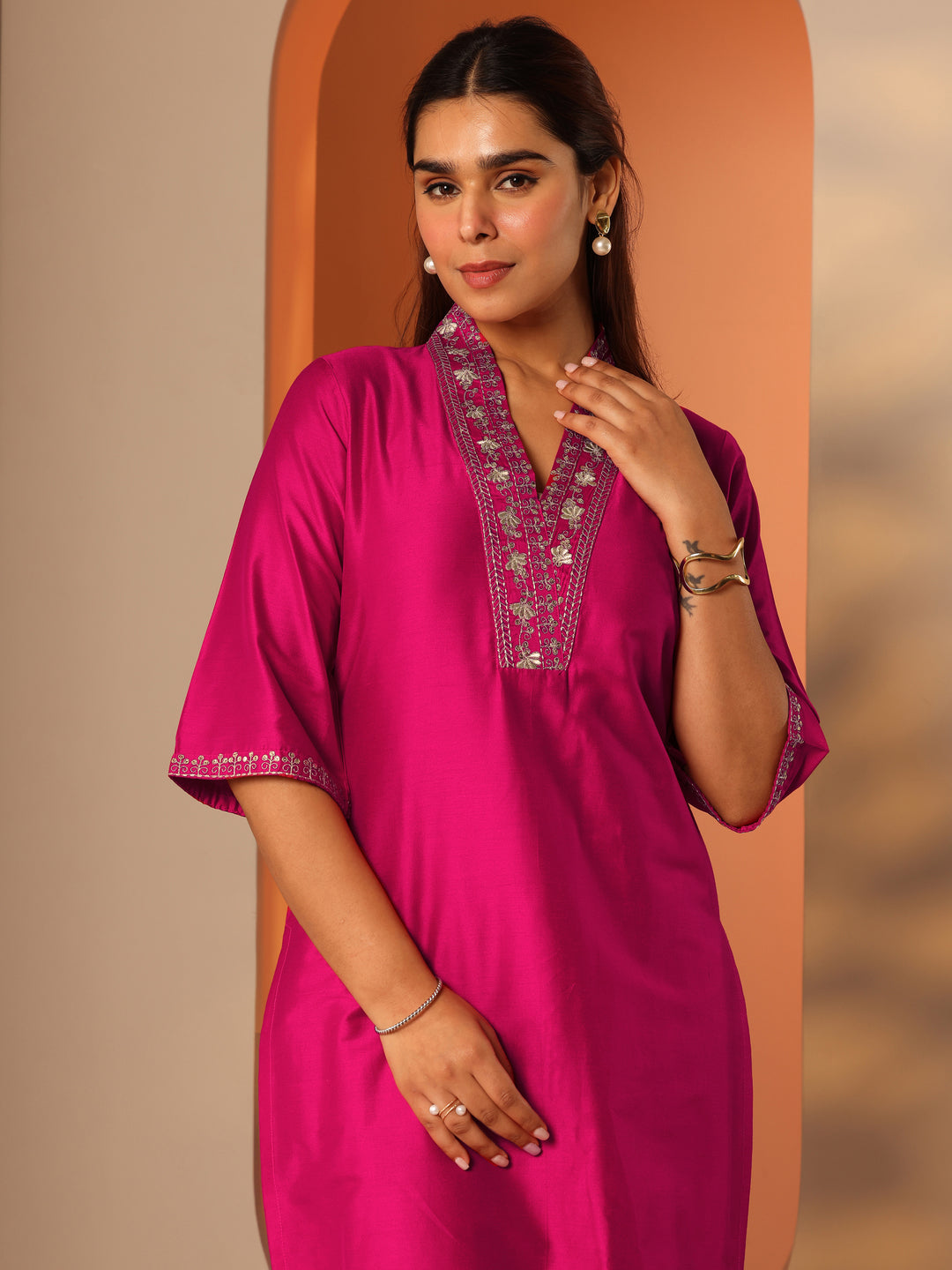 Pink Embellished Silk Blend Straight Kurta