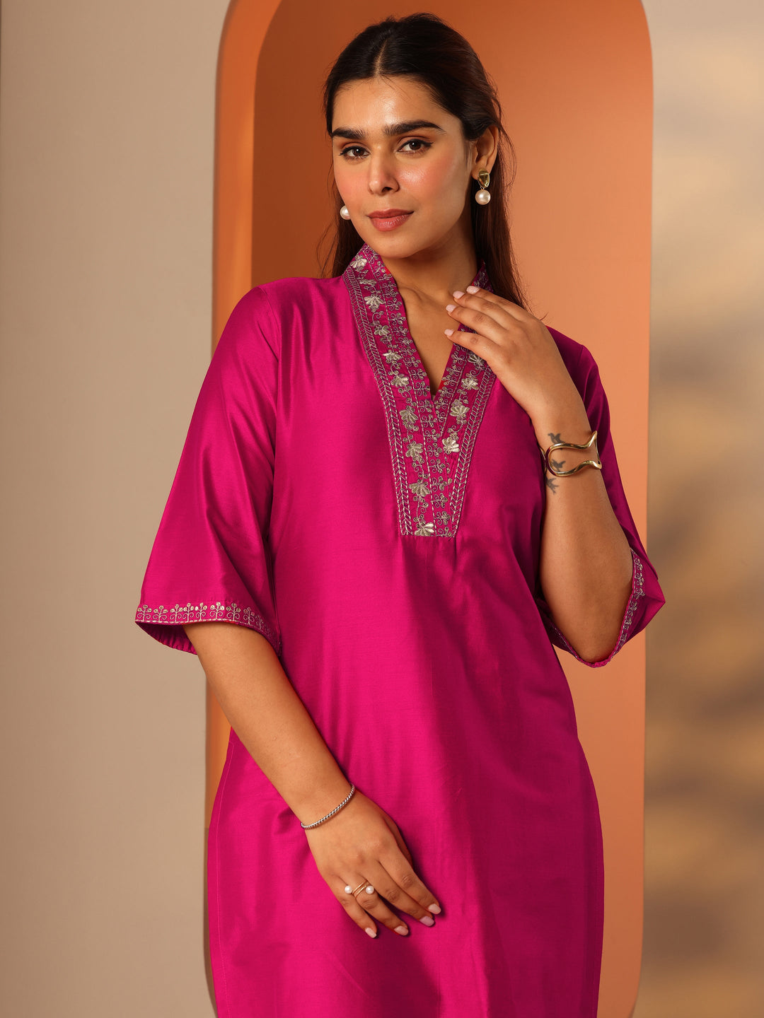 Pink Embellished Silk Blend Straight Kurta