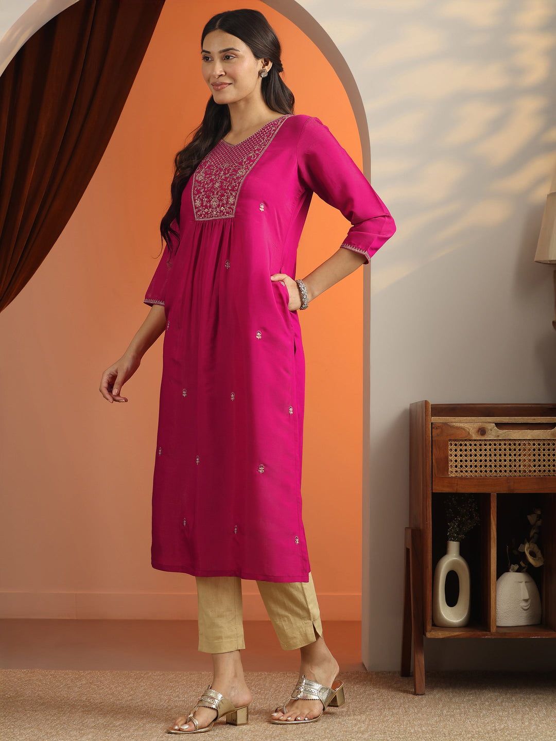 Pink Floral Embroidered Silk Blend Straight Kurta
