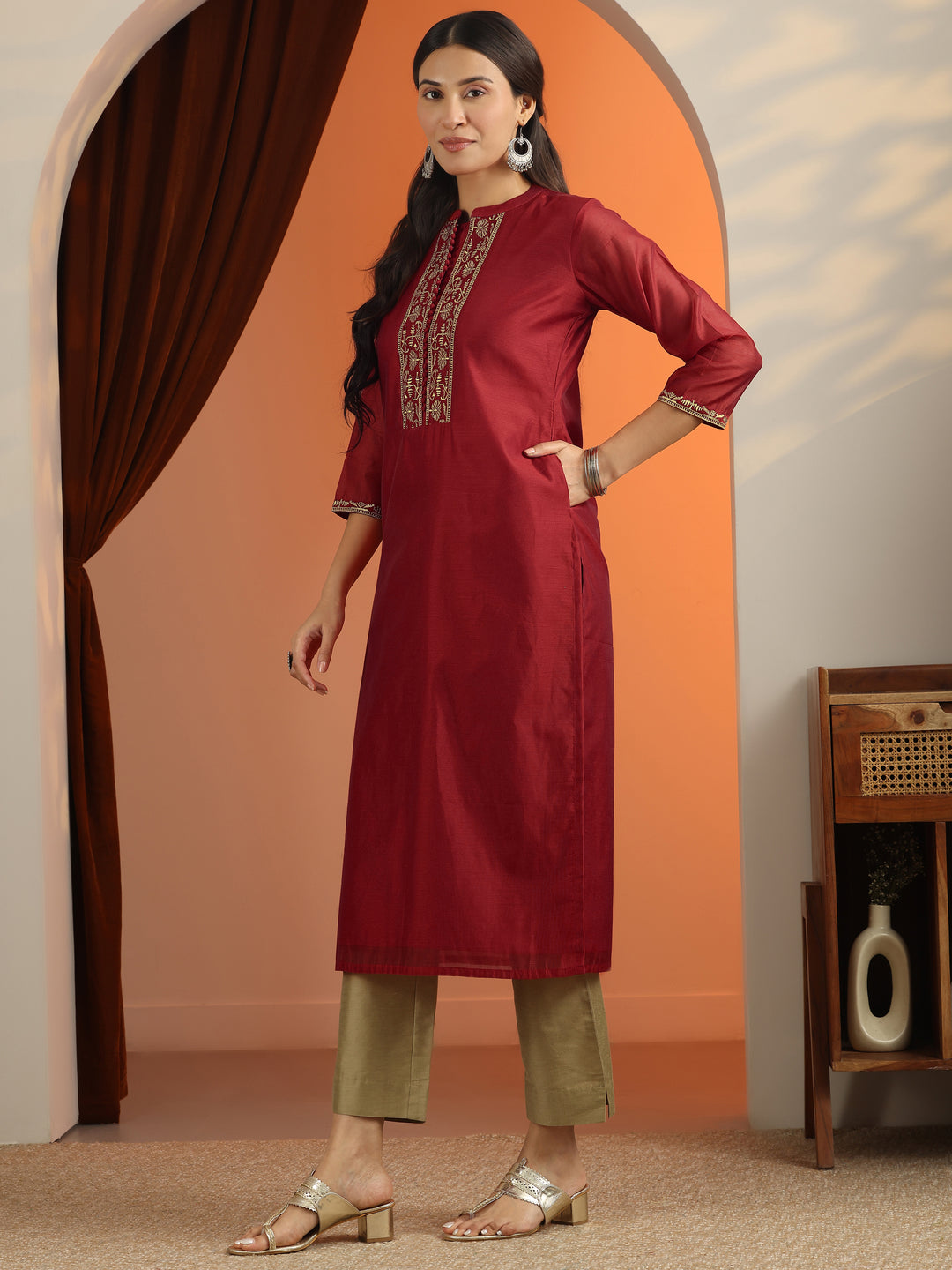 Red Embroidered Silk Blend Straight Kurta
