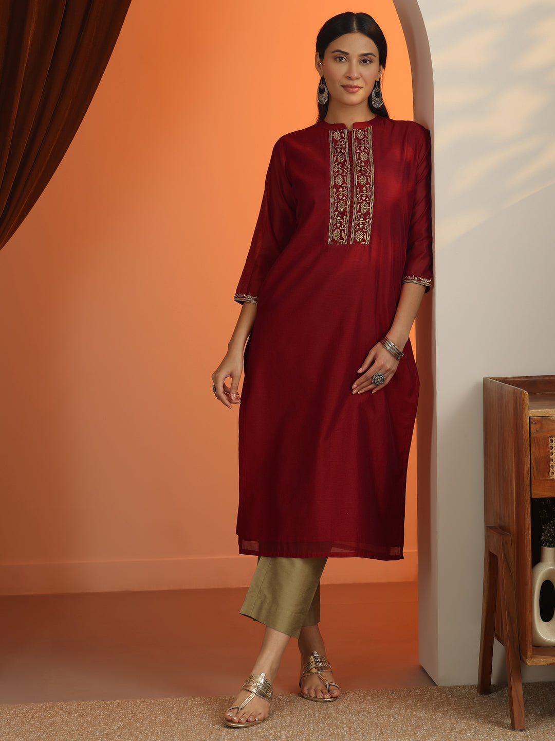 Red Embroidered Silk Blend Straight Kurta