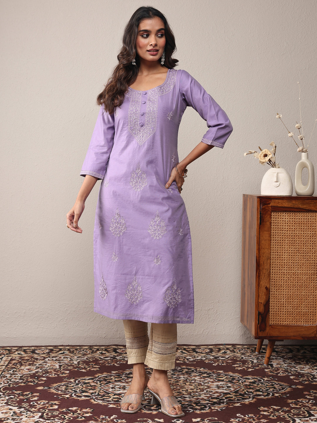 Lavender Floral Embroidered Chanderi Silk Straight Kurta