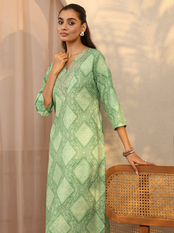 Green Bandhani Printed Silk Blend Straight Kurta