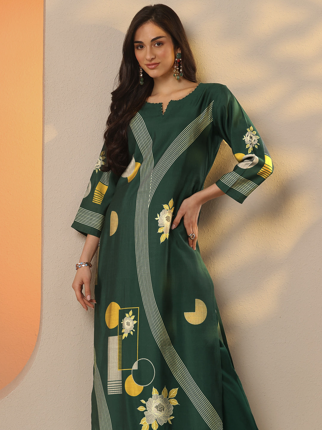 Green Printed Silk Blend Straight Kurta