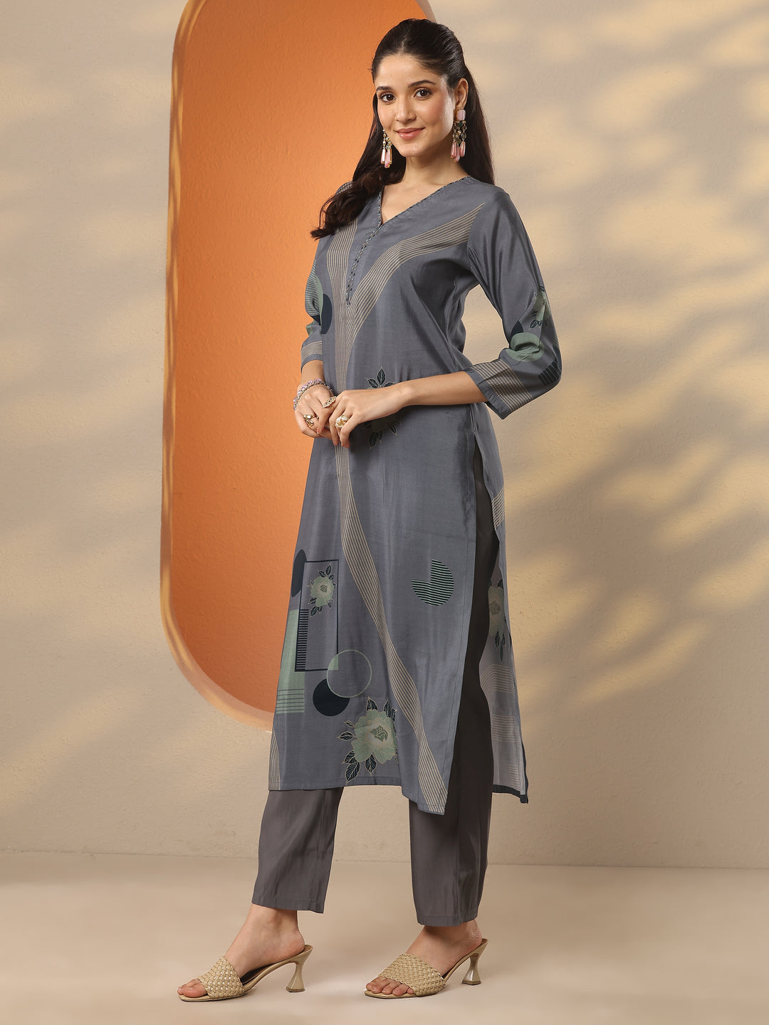 Grey Printed Silk Blend Straight Kurta