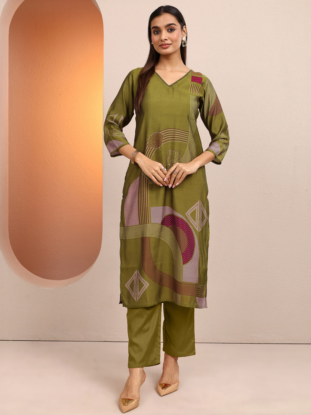 Olive Printed Silk Blend Straight Kurta