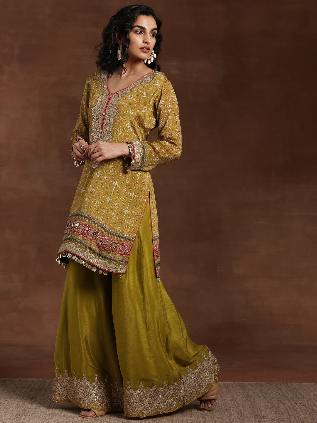 Libas Art Green Printed Silk Blend Straight Suit With Dupatta