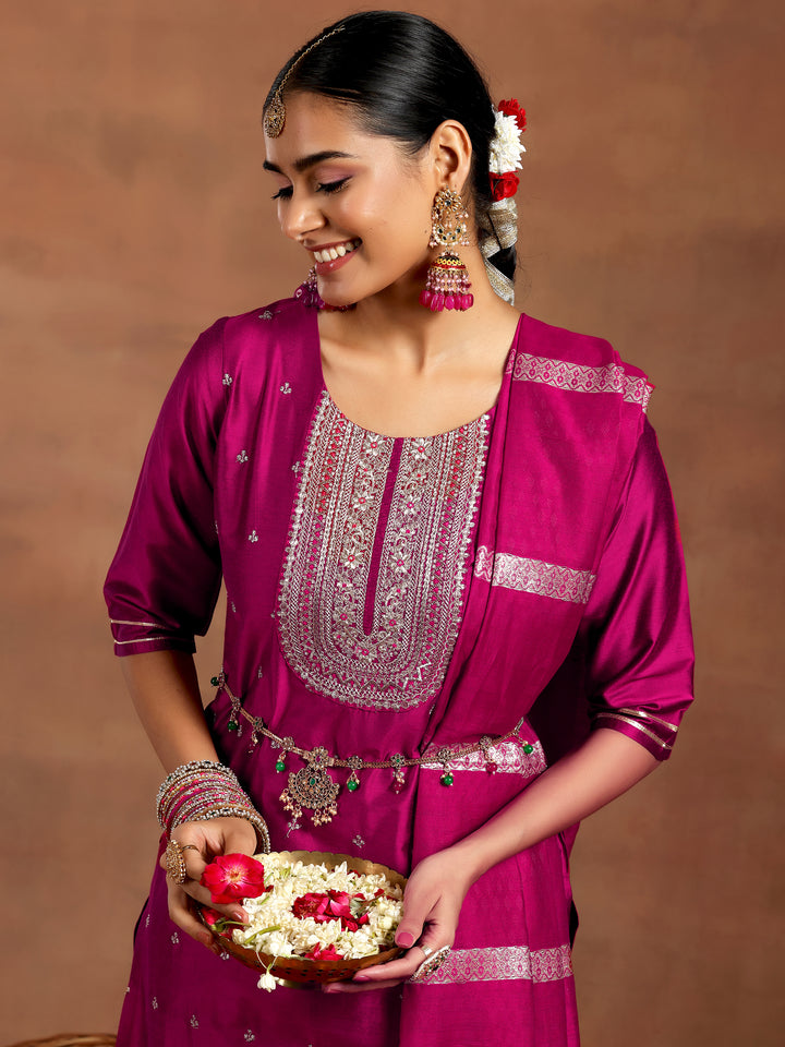 Pink Embroidered Silk Blend Straight Suit With Dupatta