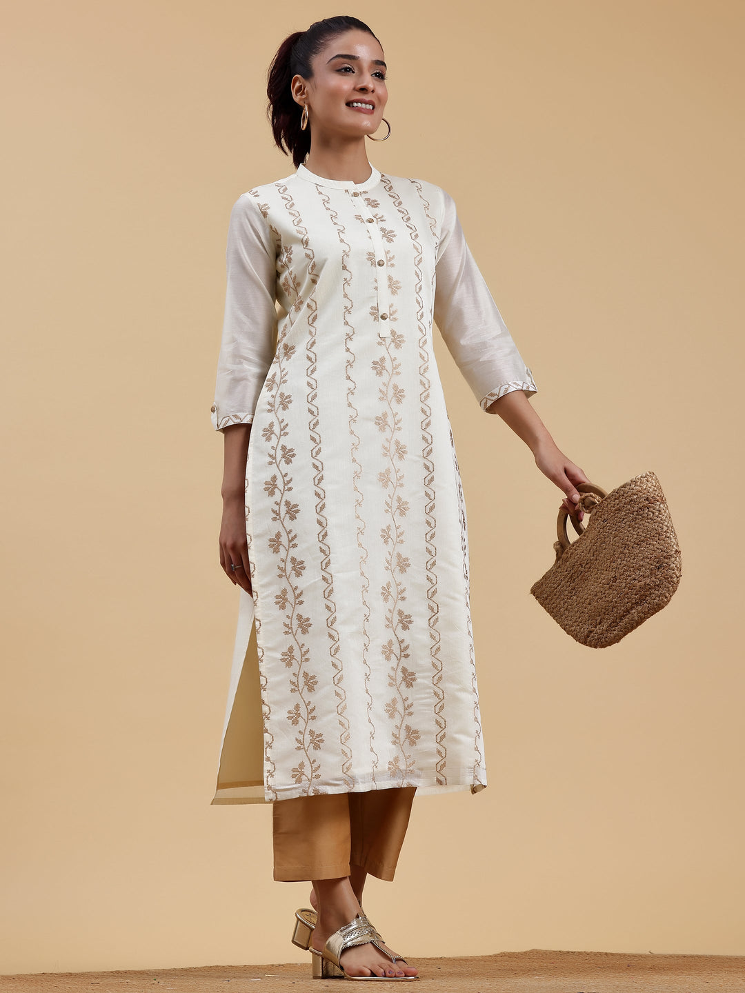Off White Embroidered Chanderi Silk Straight Kurta