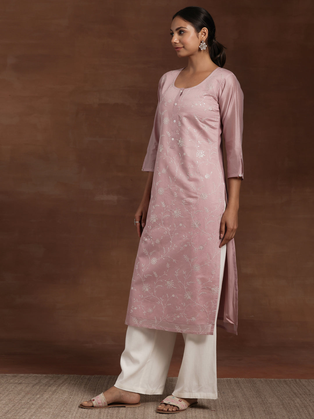 Mauve Embroidered Silk Straight Kurta