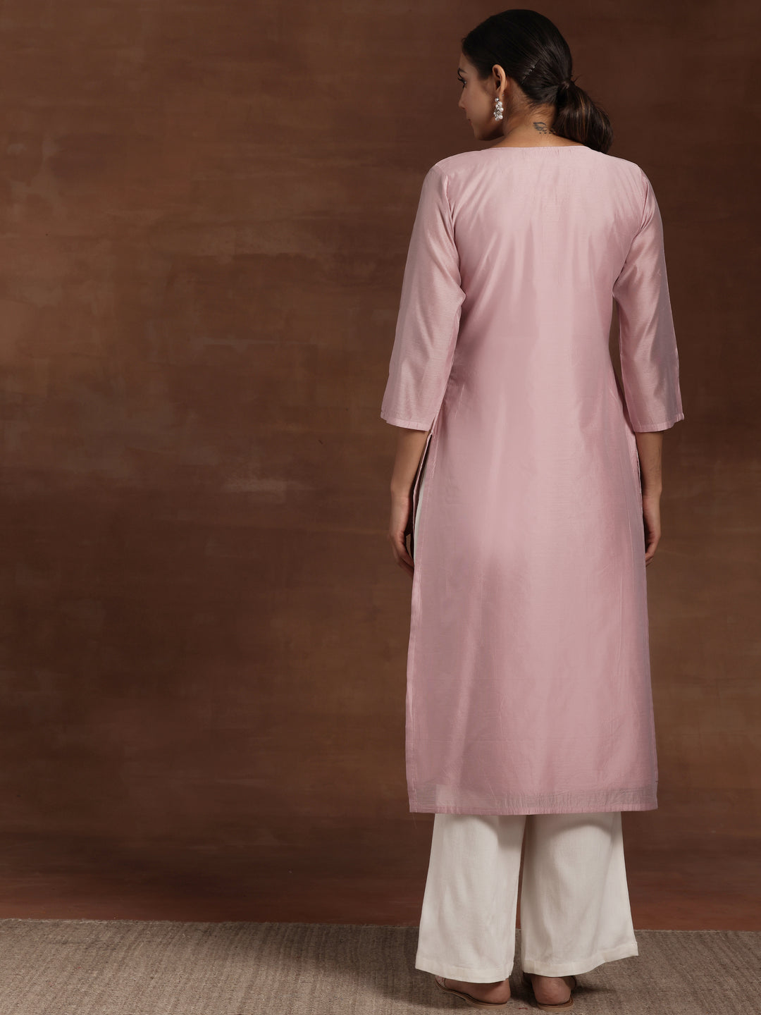 Mauve Embroidered Silk Straight Kurta