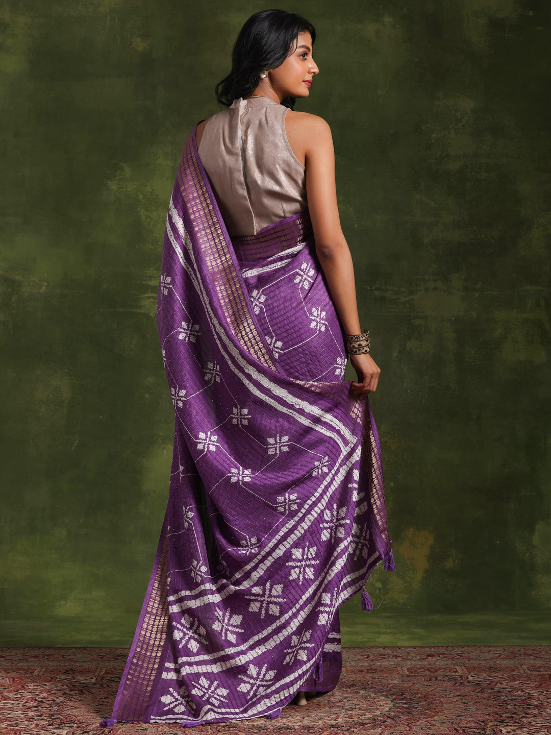 Lavender Printed Silk Blend Saree With Unstitched Blouse Piece - Libas