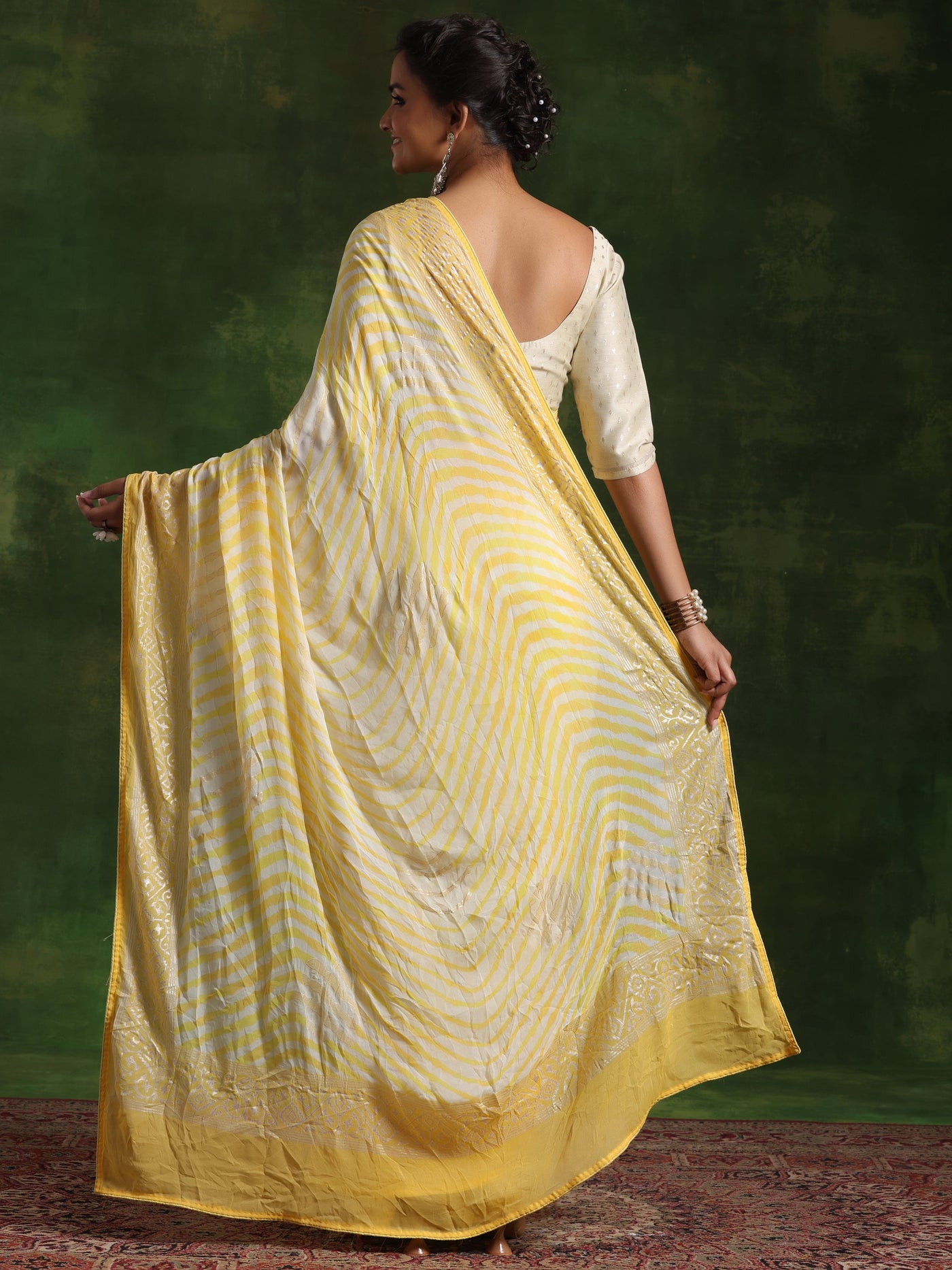 Yellow Printed Poly Georgette Saree With Unstitched Blouse Piece